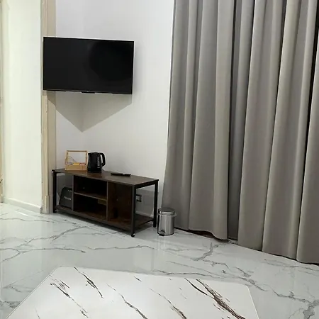 Pensión Maison Foria 3*